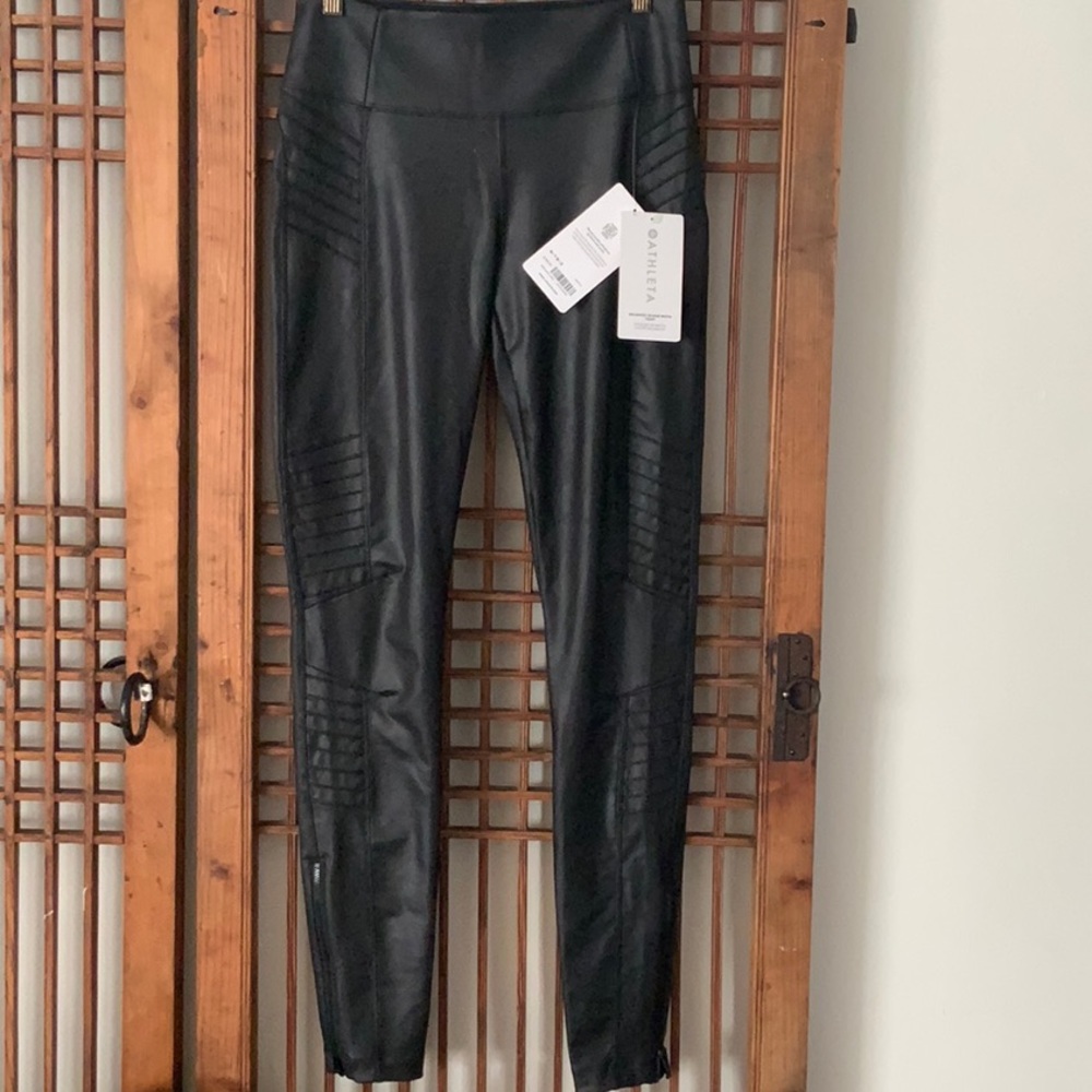 New Athlete Delaney moto tight legging